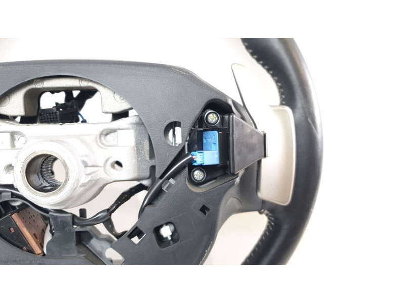 Recambio de volante para lexus xe2 is300h referencia OEM IAM 4510053440C0  