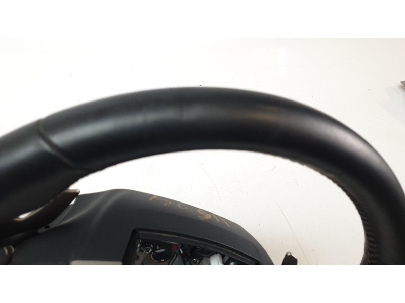 Recambio de volante para lexus xe2 is300h referencia OEM IAM 4510053440C0  