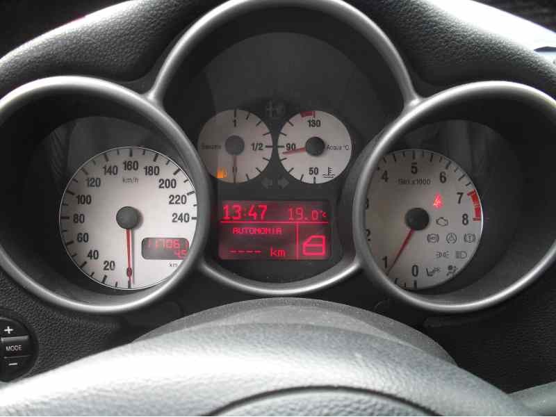 alfa romeo 147 (190) del año 2002