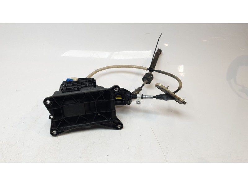 Recambio de palanca cambio para jeep renegade limited 4x4 referencia OEM IAM 735675947  