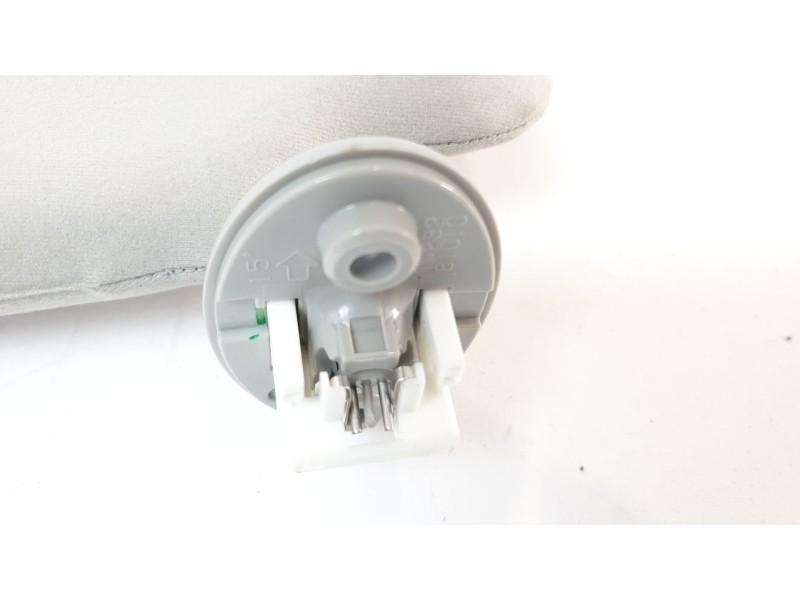 Recambio de parasol derecho para lexus xe2 is300h referencia OEM IAM 3355053320  