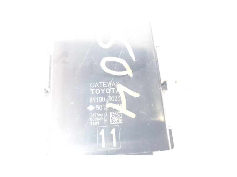 Recambio de modulo electronico para lexus xe2 is300h referencia OEM IAM 891003023  