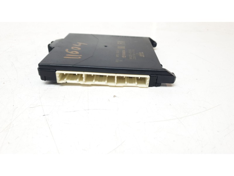 Recambio de modulo electronico para lexus xe2 is300h referencia OEM IAM 8922153280  
