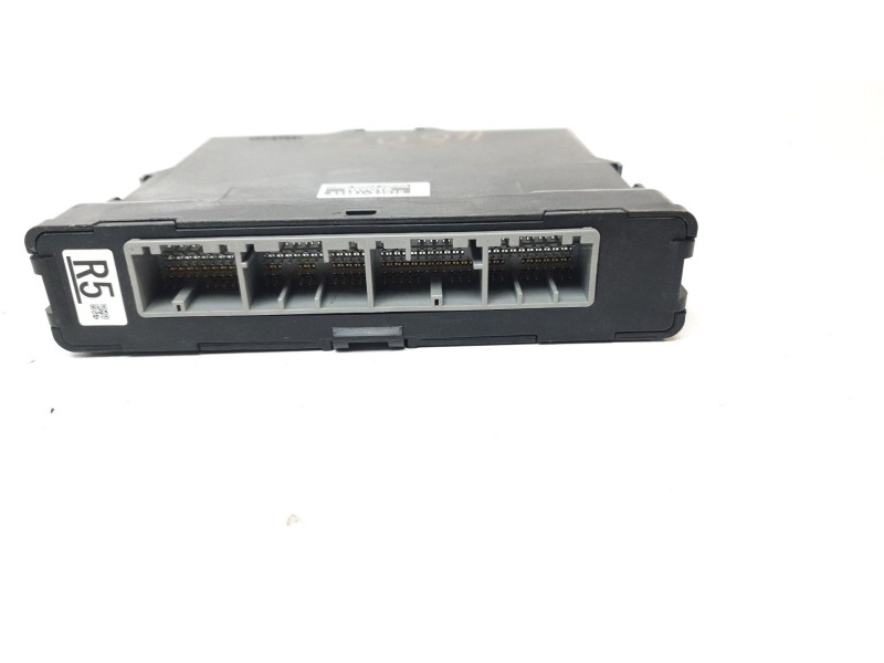 Recambio de modulo electronico para lexus xe2 is300h referencia OEM IAM 8998153070  