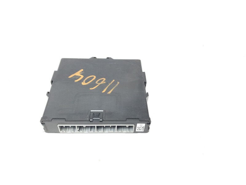 Recambio de modulo electronico para lexus xe2 is300h referencia OEM IAM 8998153070  