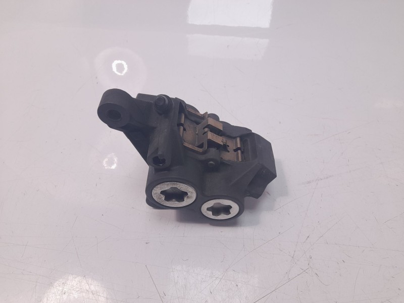 Recambio de pinza de freno delantera izquierda para yamaha mt-07 mt-07 referencia OEM IAM 1WS2580T00  