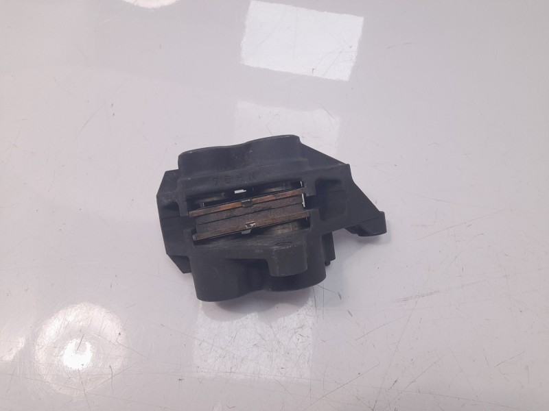 Recambio de pinza de freno delantera izquierda para yamaha mt-07 mt-07 referencia OEM IAM 1WS2580T00  