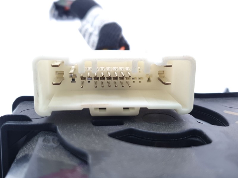 Recambio de cargador movil para hyundai i20 iii (bc3, bi3) 1.6 t-gdi referencia OEM IAM 84604Q00904X  