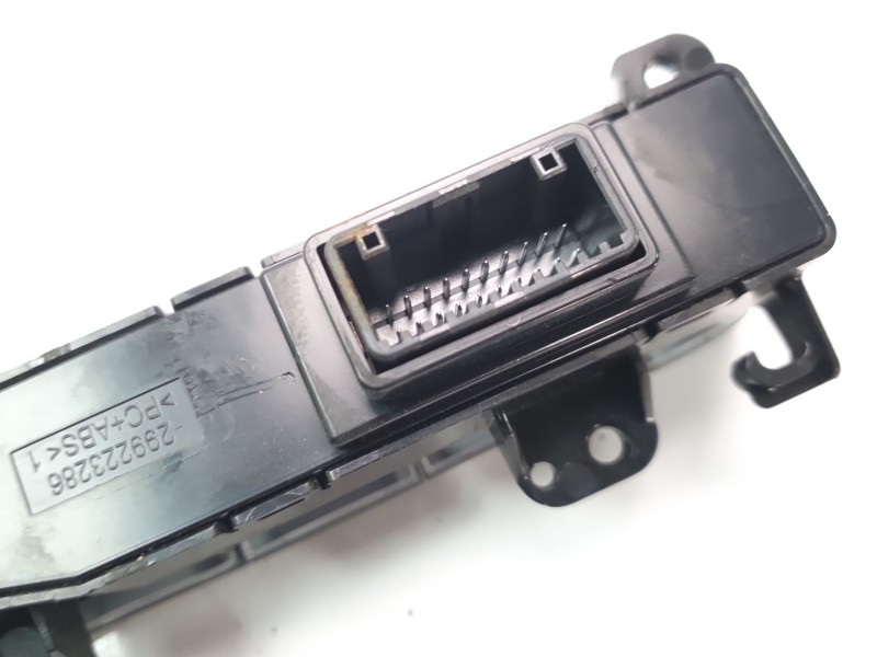 Recambio de mando multifuncion para hyundai i20 iii (bc3, bi3) 1.6 t-gdi referencia OEM IAM 93300Q0080  