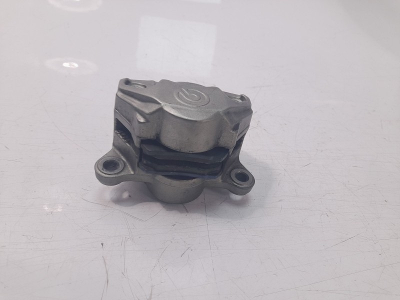 Recambio de pinza de freno trasera para ktm 1290 super duke r 1290 super duke r referencia OEM IAM 6131308000158  