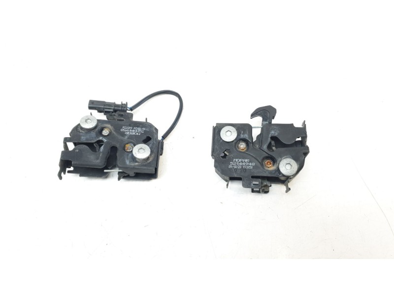 Recambio de cerradura capo para jeep renegade limited 4x4 referencia OEM IAM 52144948 52144950 