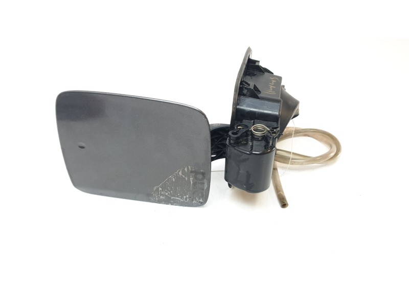 Recambio de tapa exterior combustible para jeep renegade limited 4x4 referencia OEM IAM C982  