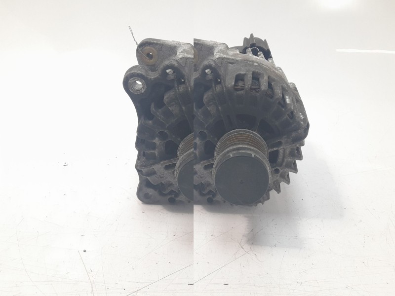 Recambio de alternador para porsche panamera diesel referencia OEM IAM 059903023N  ALF501351