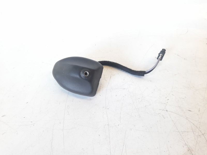 Recambio de base de antena para ford ecosport (cr6) trend referencia OEM IAM GN1519G461CC  