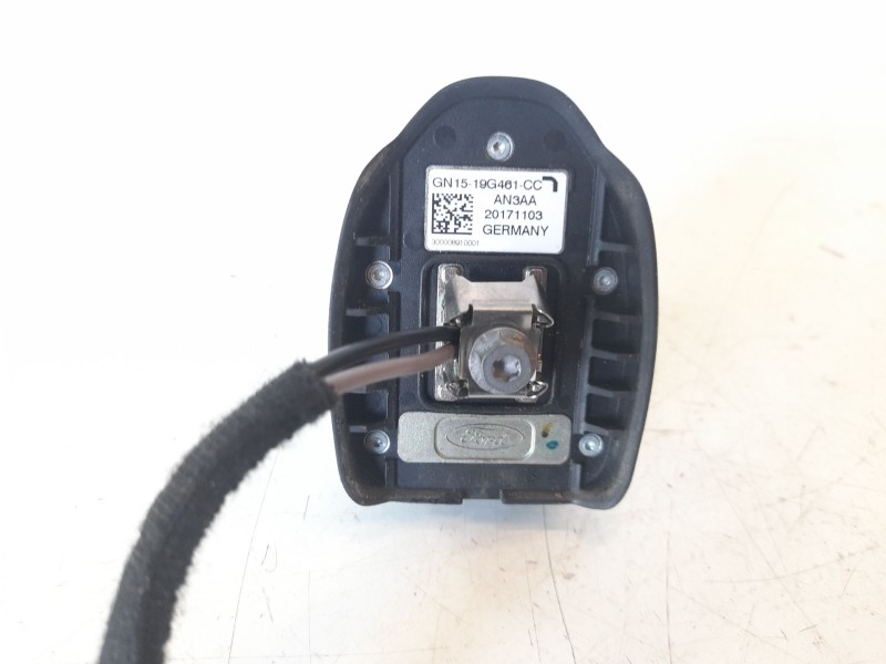 Recambio de base de antena para ford ecosport (cr6) trend referencia OEM IAM GN1519G461CC  