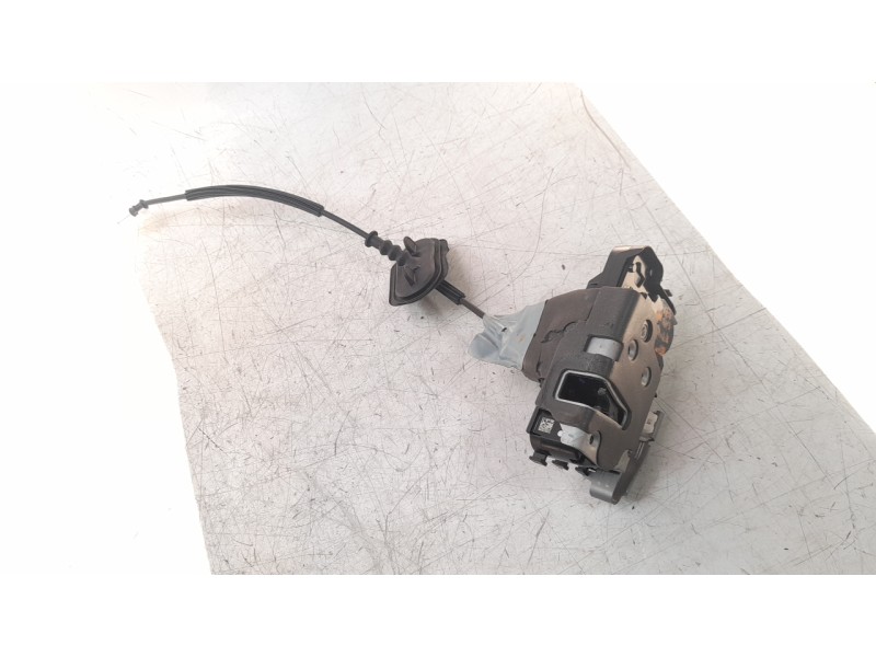 Recambio de cerradura puerta delantera derecha para ford kuga hybrid st-line x referencia OEM IAM LV4BS264A26AD  