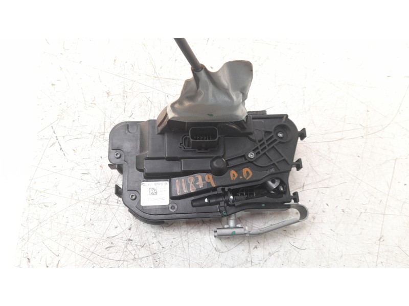 Recambio de cerradura puerta delantera derecha para ford kuga hybrid st-line x referencia OEM IAM LV4BS264A26AD  