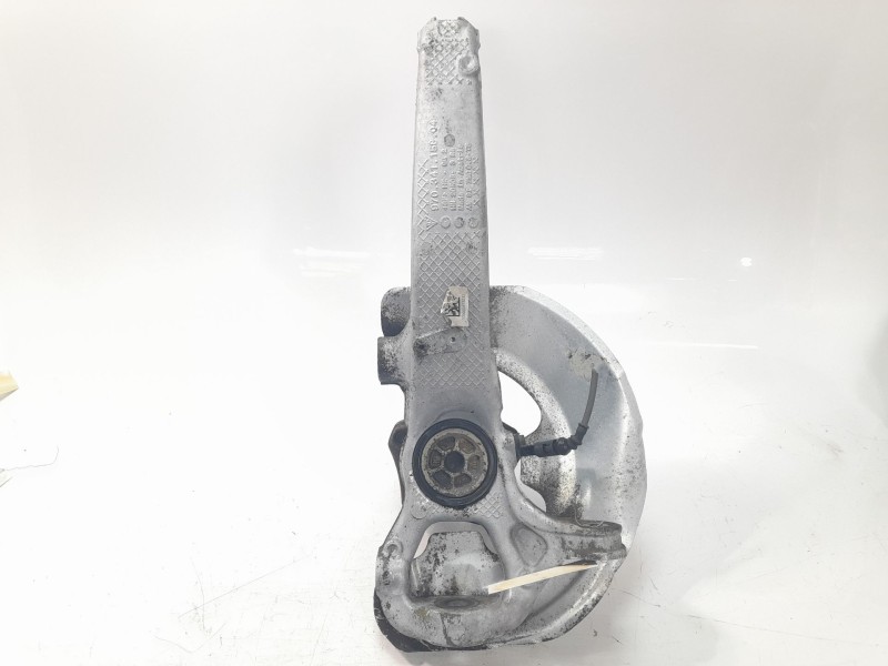 Recambio de mangueta delantera derecha para porsche panamera diesel referencia OEM IAM 97034115804  