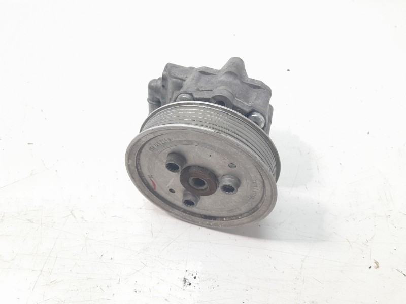 Recambio de bomba direccion para porsche panamera diesel referencia OEM IAM 97034704925  