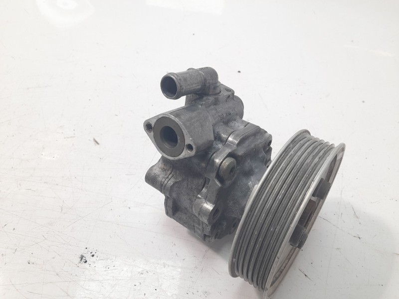 Recambio de bomba direccion para porsche panamera diesel referencia OEM IAM 97034704925  
