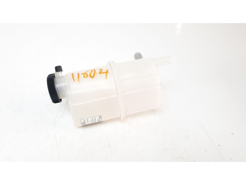 Recambio de deposito expansion para lexus xe2 is300h referencia OEM IAM G91H253010  
