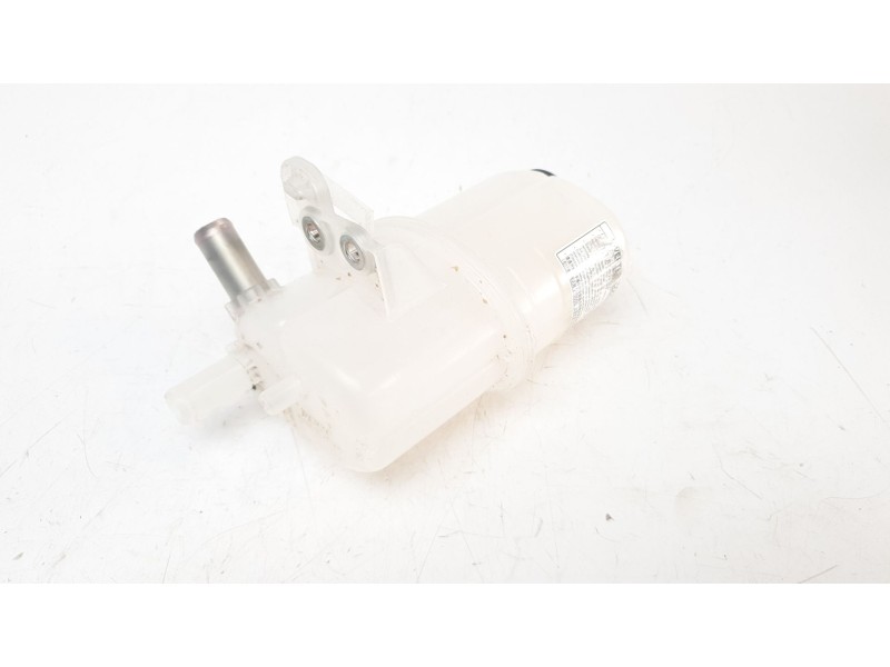 Recambio de deposito expansion para lexus xe2 is300h referencia OEM IAM G91H253010  