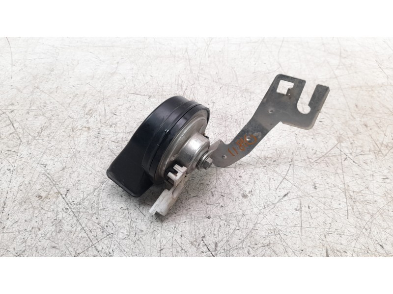Recambio de claxon para citroen c4 picasso origins referencia OEM IAM 9815870880  