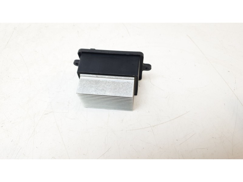 Recambio de resistencia calefaccion para jeep renegade limited 4x4 referencia OEM IAM A43002400  