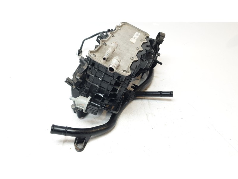 Recambio de colector admision para seat ibiza (6p1) referencia OEM IAM 04E145749F  