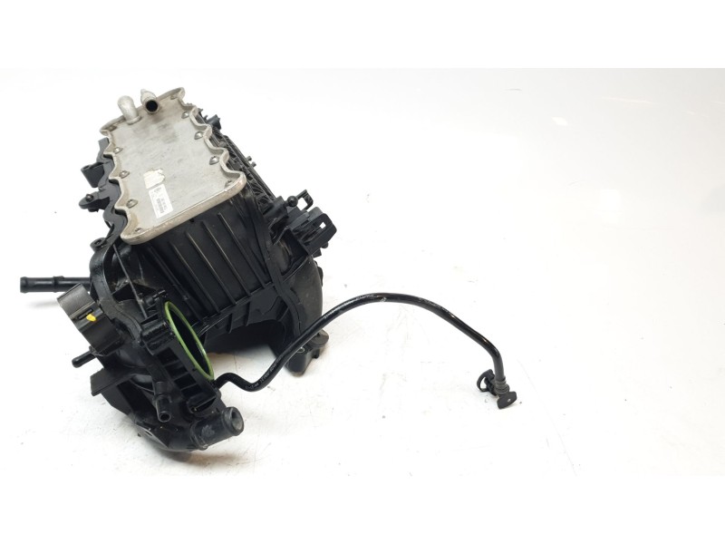 Recambio de colector admision para seat ibiza (6p1) referencia OEM IAM 04E145749F  
