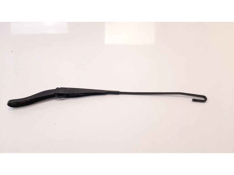 Recambio de brazo limpia delantero derecho para dacia sandero 1.5 dci diesel fap cat referencia OEM IAM 288805100R  