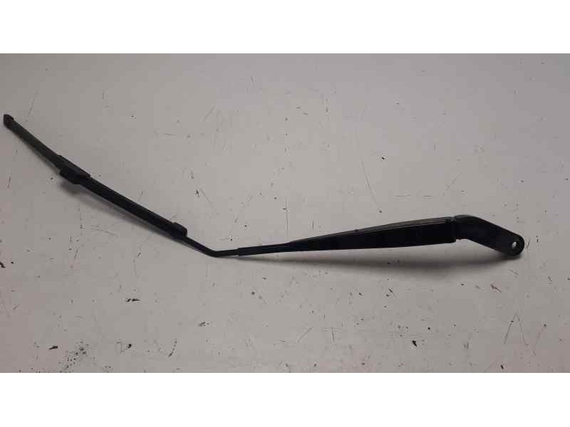 Recambio de brazo limpia delantero derecho para honda civic lim.4 (fc) 1.5 vtec cat referencia OEM IAM   