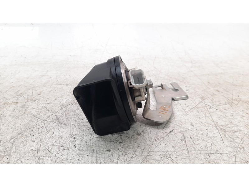 Recambio de claxon para citroen c4 picasso origins referencia OEM IAM 9815870880  