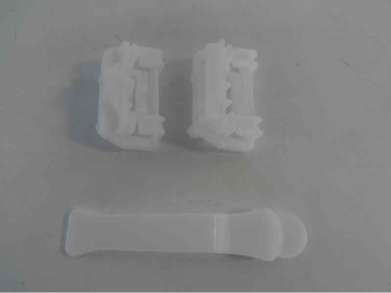 Recambio de elevalunas delantero derecho para ford focus berlina (cak) referencia OEM IAM  163370 FD24AR