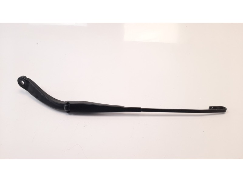 Recambio de brazo limpia delantero izquierdo para dacia sandero 1.5 dci diesel fap cat referencia OEM IAM 288803876R  