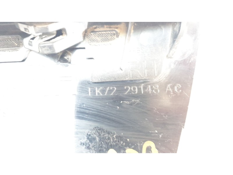 Recambio de moldura para land rover discovery sport pure referencia OEM IAM FK7229148AC  