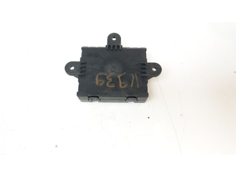 Recambio de centralita confort para land rover discovery sport pure referencia OEM IAM GJ3214D618BA  