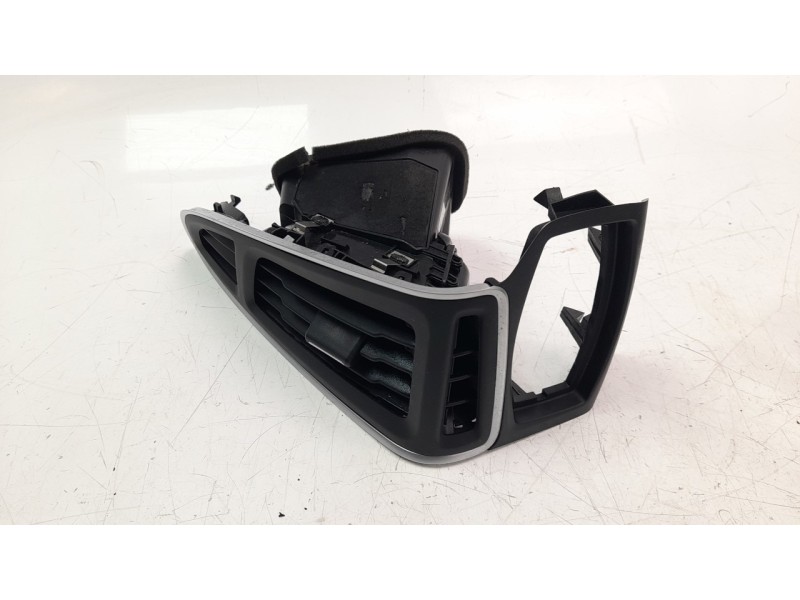 Recambio de rejilla aireadora para ford focus lim. (cb8) edition referencia OEM IAM BM51A018B09CJ  