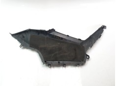 Recambio de moldura para kymco ak550 referencia OEM IAM 83620LGC6E00   2