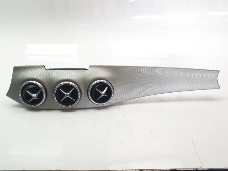 Recambio de aireador central para mercedes-benz clase gla (w156) gla 200 cdi (156.908) referencia OEM IAM 3006700900  