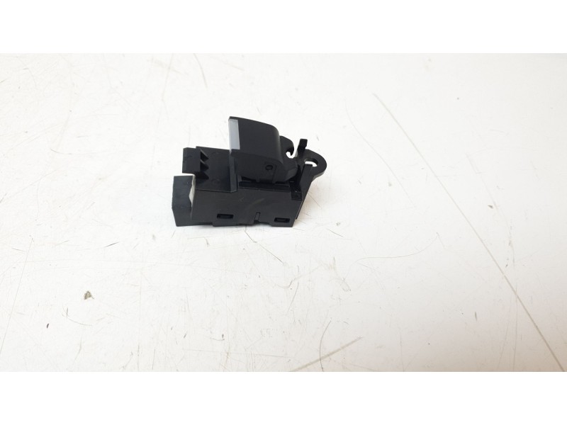 Recambio de mando elevalunas delantero derecho para land rover discovery sport pure referencia OEM IAM FK7214717AB  