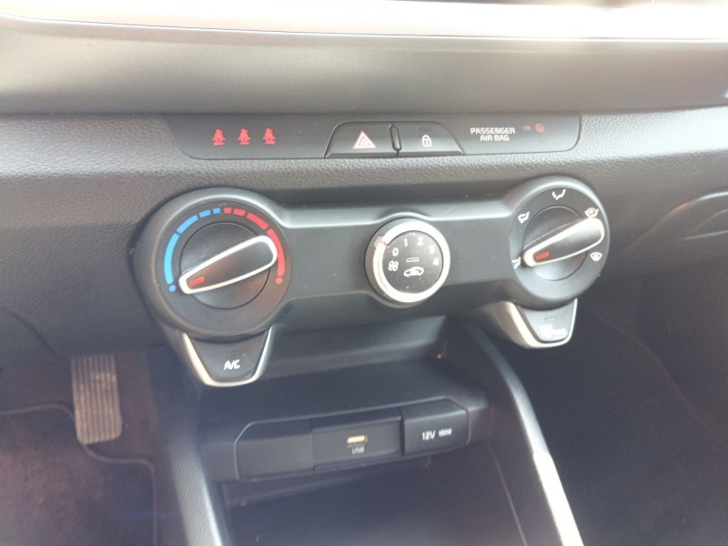Recambio de mando calefaccion / aire acondicionado para kia stonic (yb) 1.2 cvvt referencia OEM IAM   