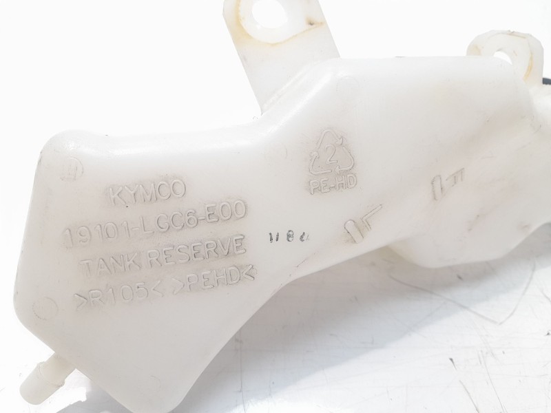 Recambio de deposito expansion para kymco ak550 referencia OEM IAM 19101LGC6E00  