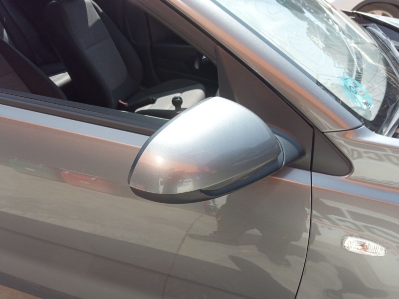 Recambio de retrovisor derecho para kia stonic (yb) 1.2 cvvt referencia OEM IAM   