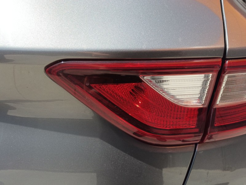 Recambio de piloto trasero derecho interior para kia stonic (yb) 1.2 cvvt referencia OEM IAM   