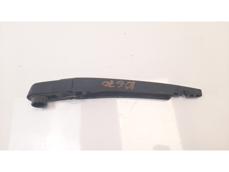 Recambio de brazo limpia trasero para dacia sandero 1.5 dci diesel fap cat referencia OEM IAM 287815304R  
