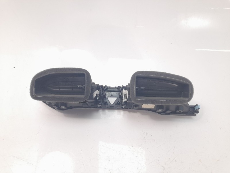 Recambio de aireador central para hyundai i30 (pd) 1.4 cat referencia OEM IAM 97401G4AB0  