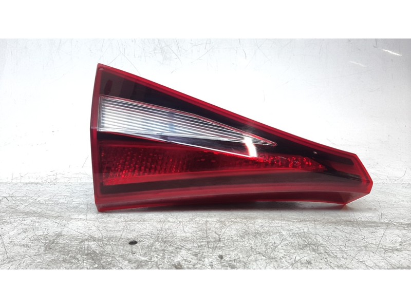 Recambio de piloto trasero izquierdo interior para hyundai i20 (bc3) klass referencia OEM IAM 92403Q0000  