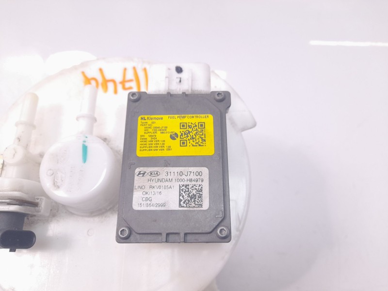 Recambio de bomba combustible para kia ceed concept referencia OEM IAM 31110J7100  