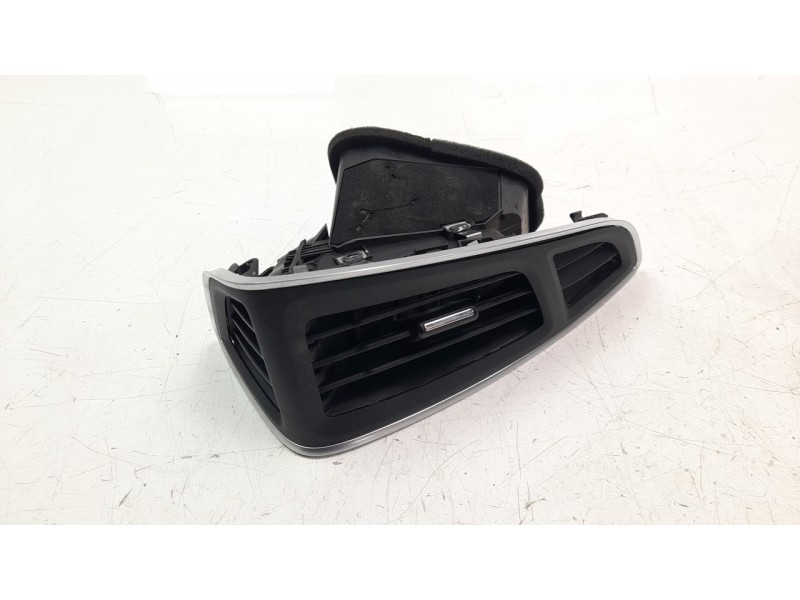 Recambio de rejilla aireadora para ford focus lim. (cb8) edition referencia OEM IAM BM51A018B08CH  